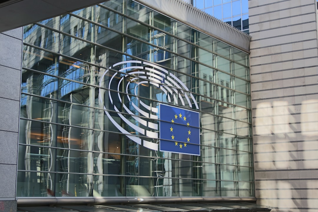 Euro-Area Inflation Cools to 2.8 Percent as Energy Prices Fall