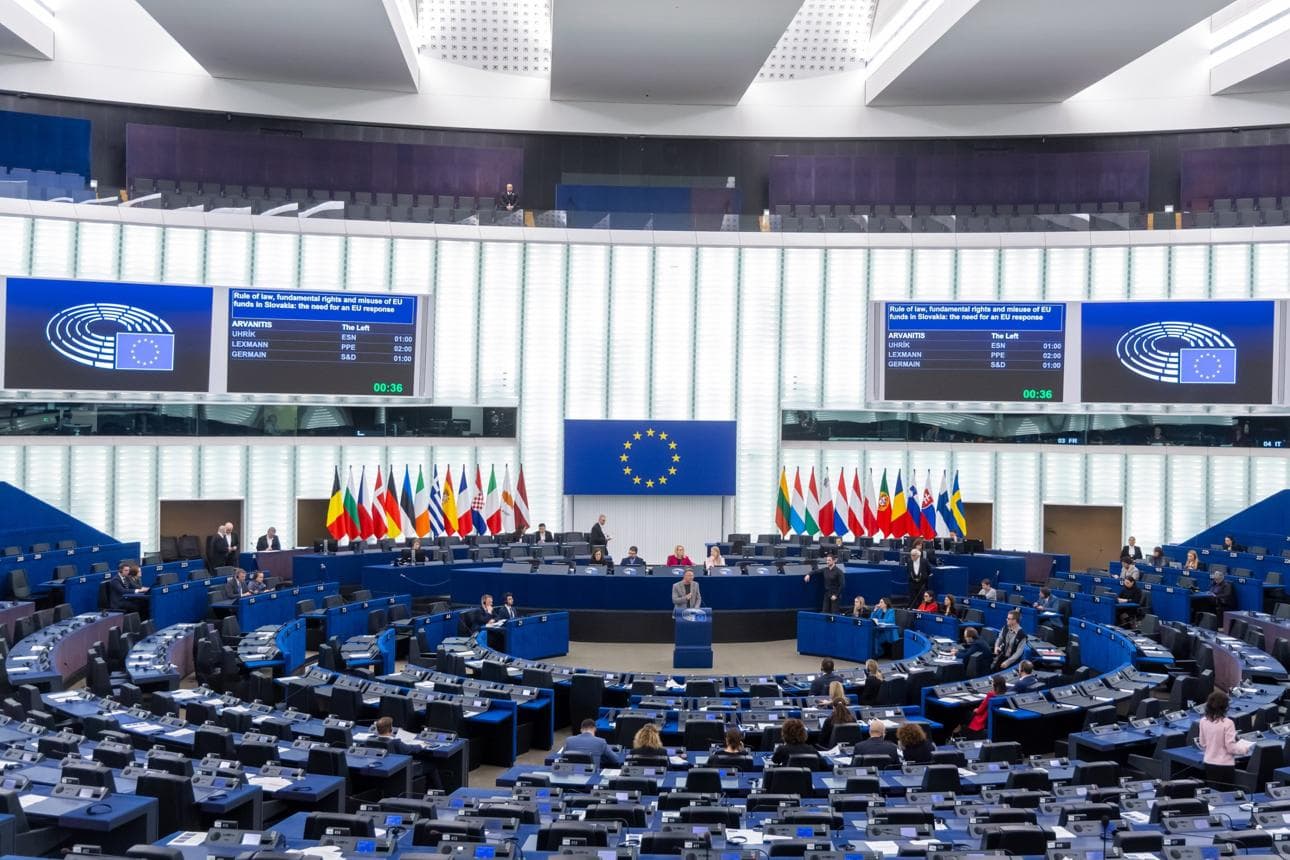 Brussels Publishes Its Rule of Law Report Amid Stark Warnings