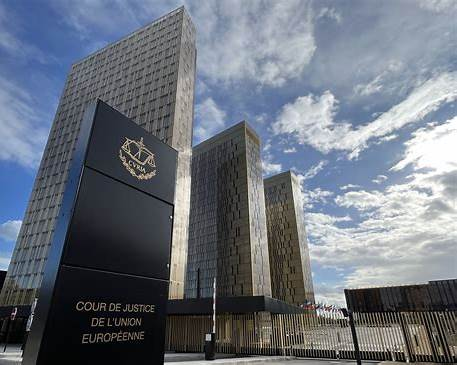 Data Complaints Can Run Alongside Court Cases, Judges Rule