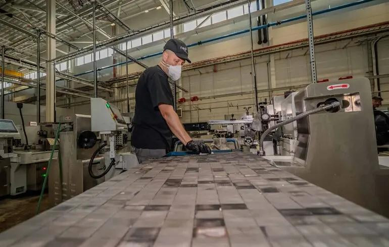 China's Rare-Earth Grip Forces Europe to Scramble China's Rare-Earth Grip Forces Europe to Scramble