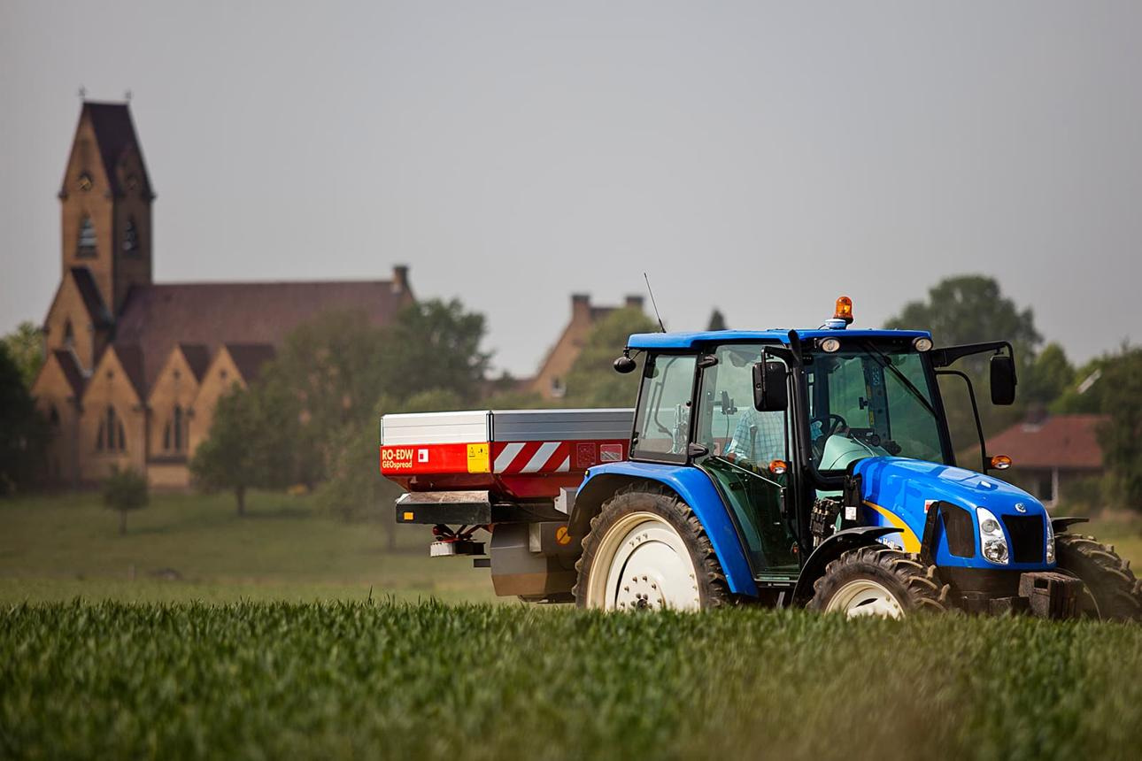Council Clears Fertiliser Aid to Shield Struggling EU Farmers