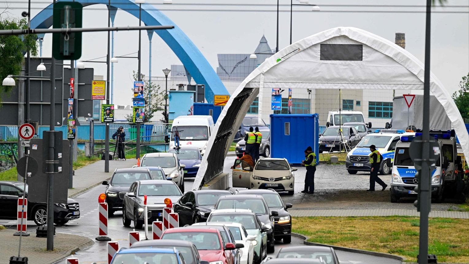 Eight Governments Keep the Border Checks Schengen Was to End