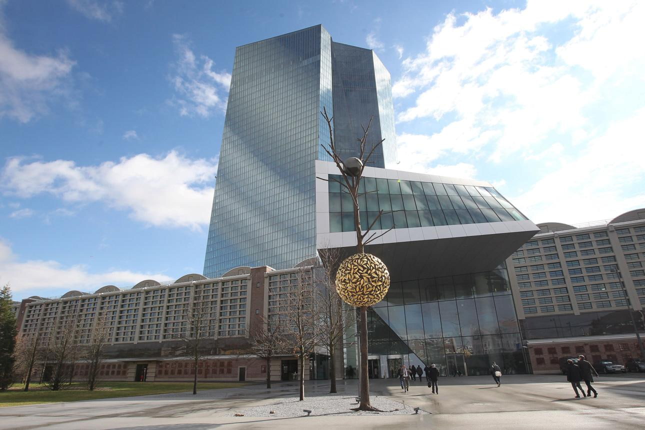 Euro-Zone Inflation Nudges Back Up as Energy Bills Climb