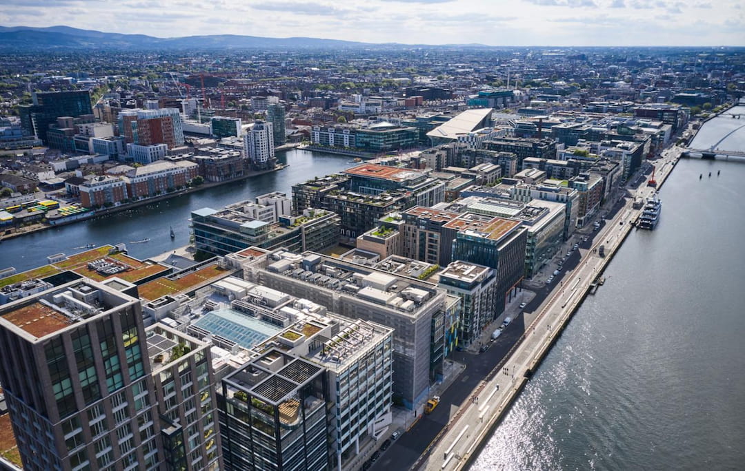 Eurozone Output Quickens as Ireland Powers a Summer Rebound Eurozone Output Quickens as Ireland Powers a Summer Rebound