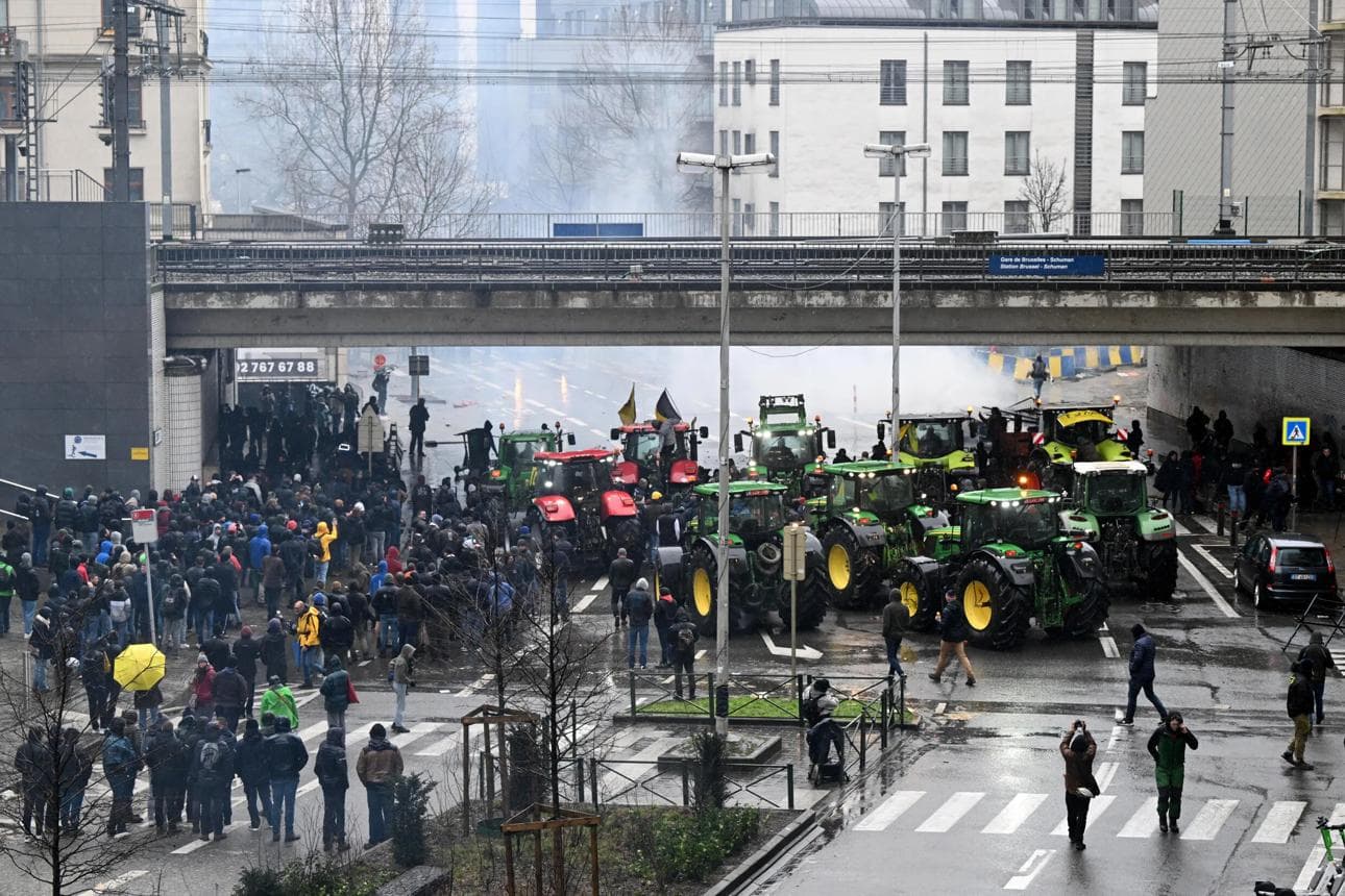Farmers Push Back Against Plans to Fold Farm Budget Into One Pot Farmers Push Back Against Plans to Fold Farm Budget Into One Pot