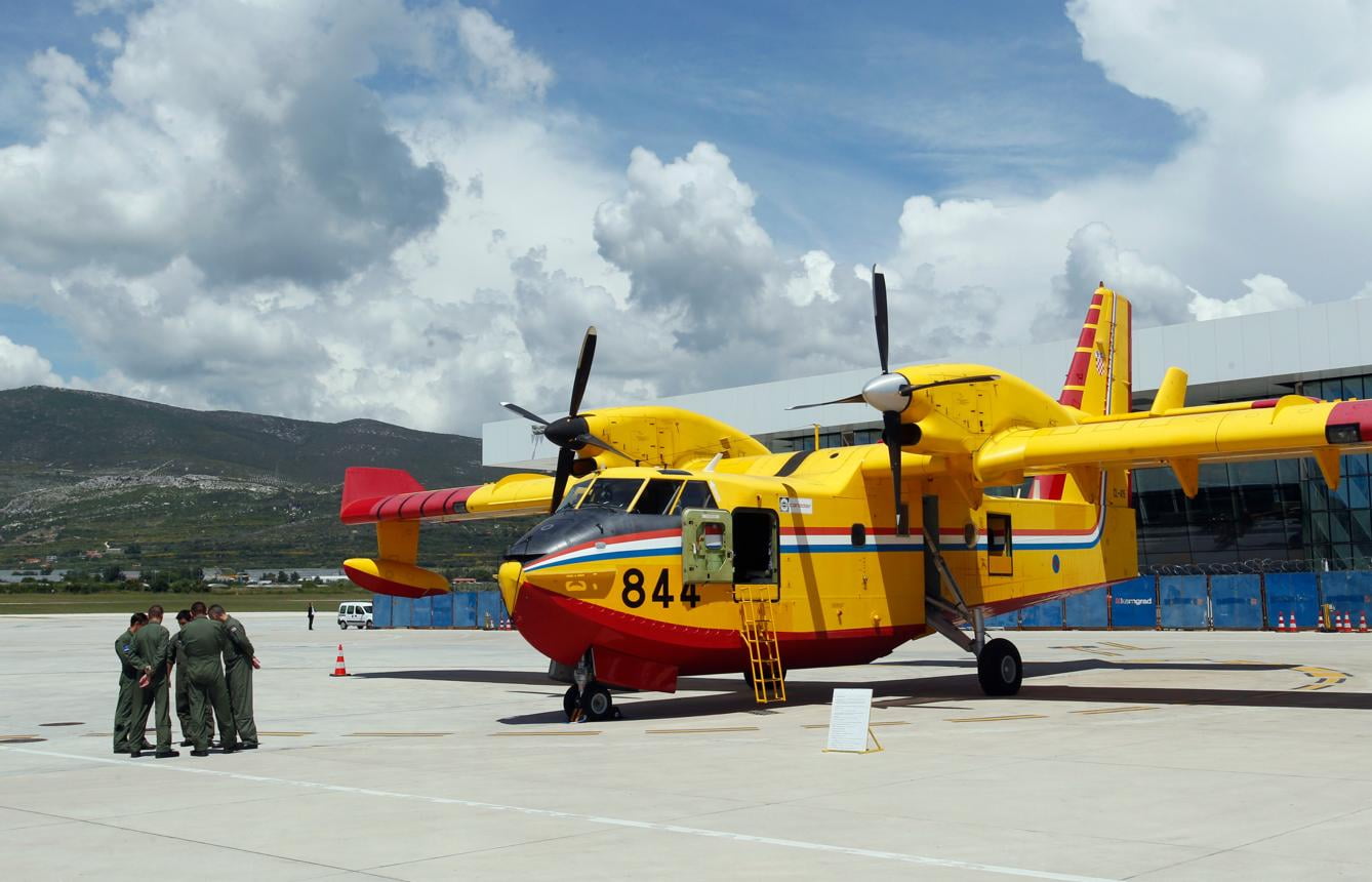 Firefighting Fleet Stretched Thin as Wildfires Scorch the South