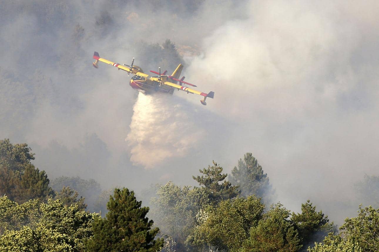 Firefighting Fleet Stretches Thin as Summer Blazes Spread Firefighting Fleet Stretches Thin as Summer Blazes Spread