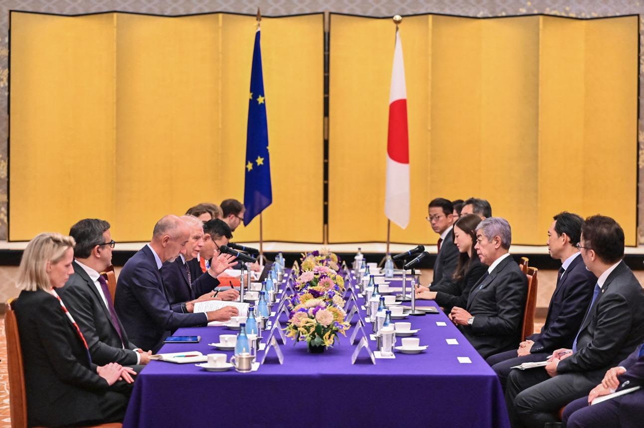 Japan and Europe Take Their Defence Pact Out to Sea