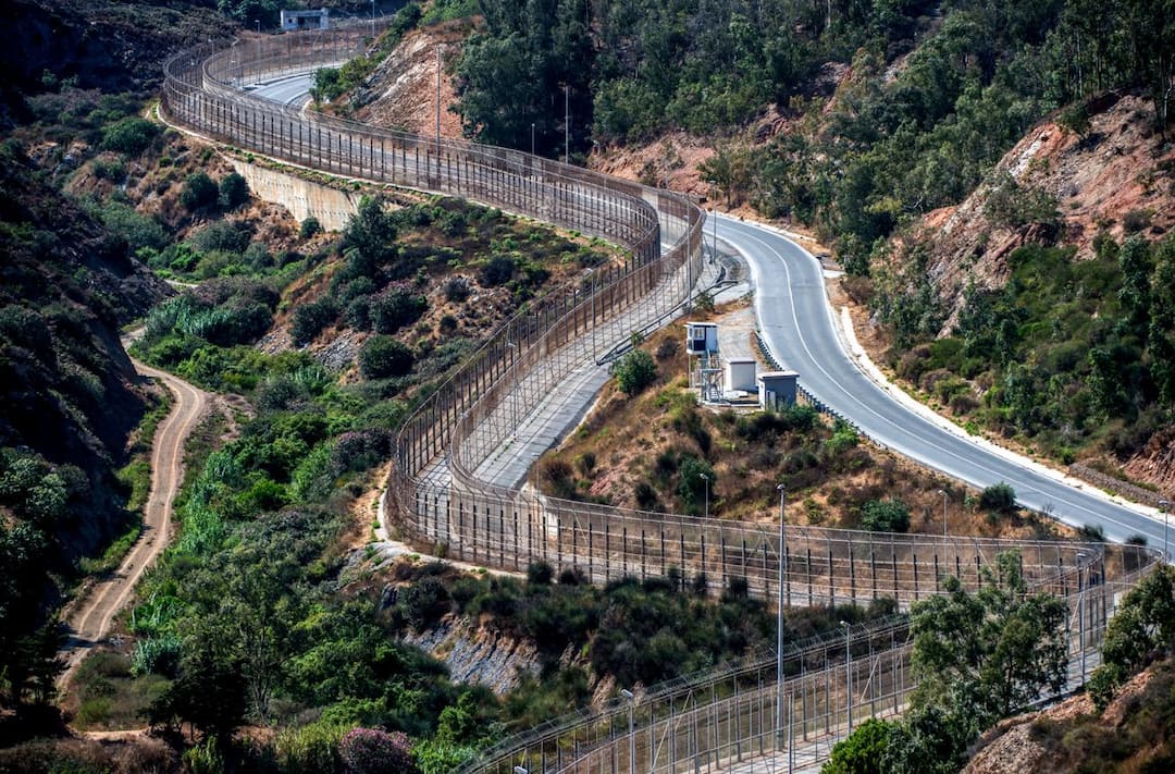 Schengen Cracks as Italy Halts Free Movement With Spain Schengen Cracks as Italy Halts Free Movement With Spain