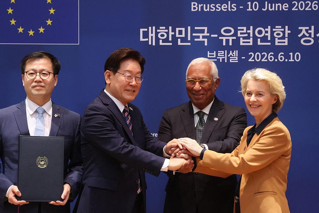 Seoul and Brussels Sign a Digital Trade Pact With Teeth
