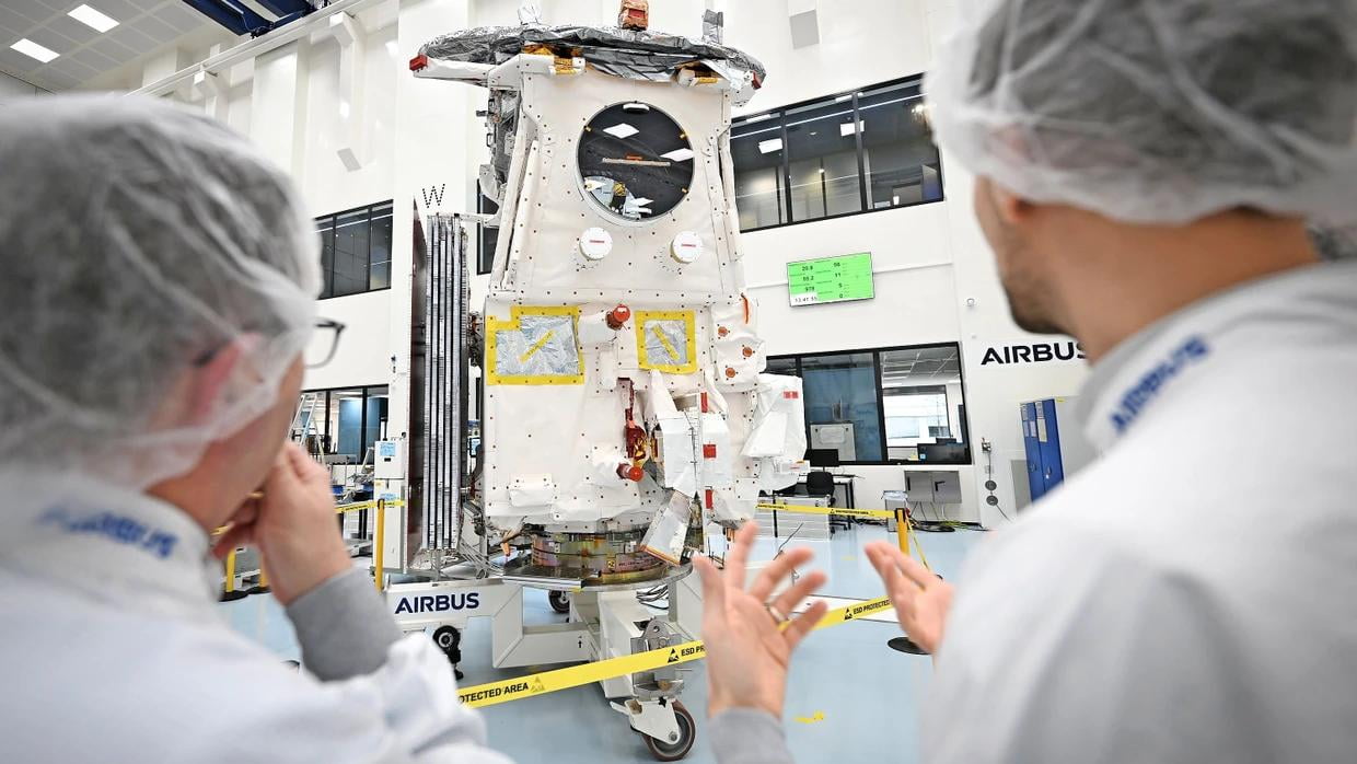 Sixty-Six Extra Satellites Reshape Europe's IRIS2 Space Plan