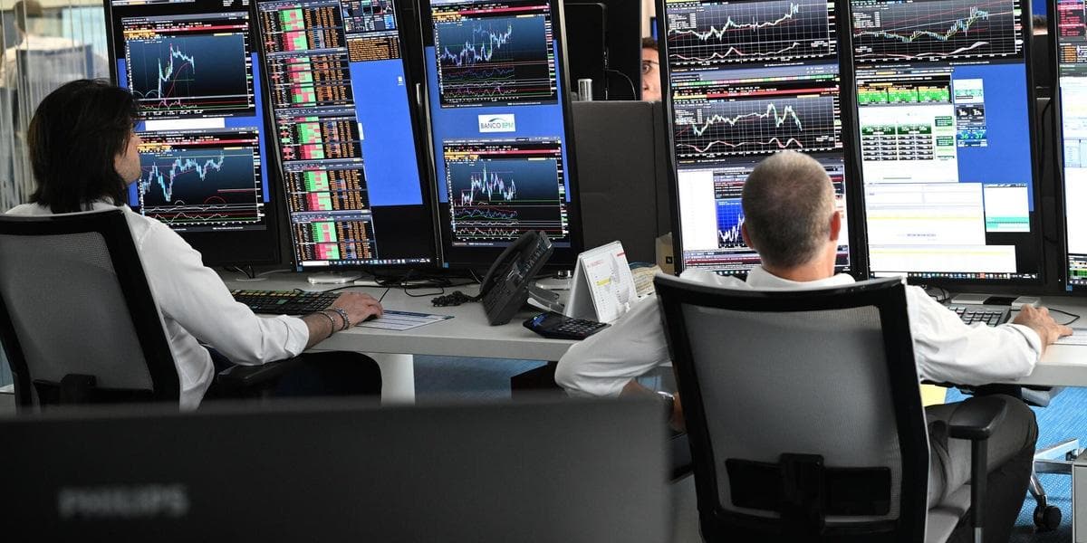 Trading Book Rules Arrive in January After Two Straight Delays Trading Book Rules Arrive in January After Two Straight Delays