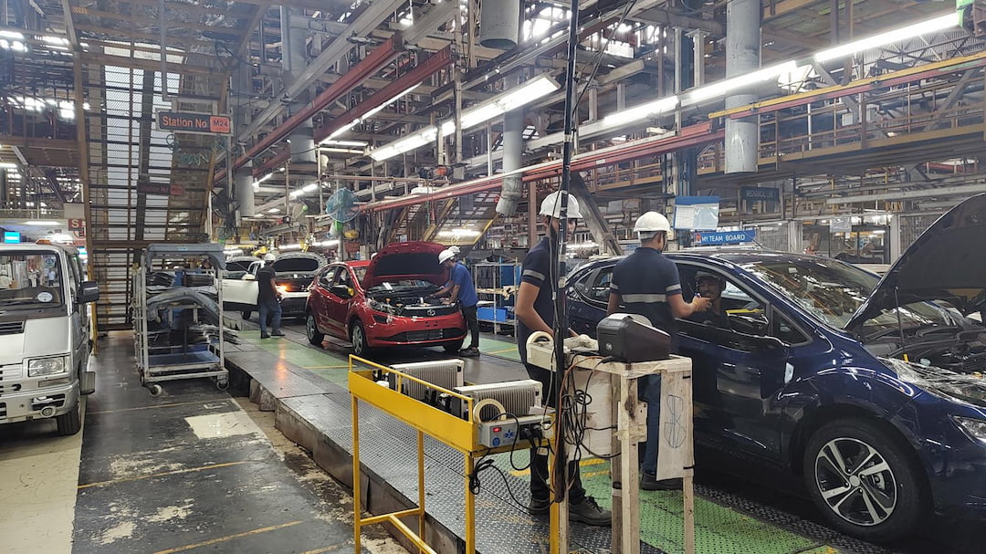 Car Tariffs Show Why the India Deal Still Needs Two Votes