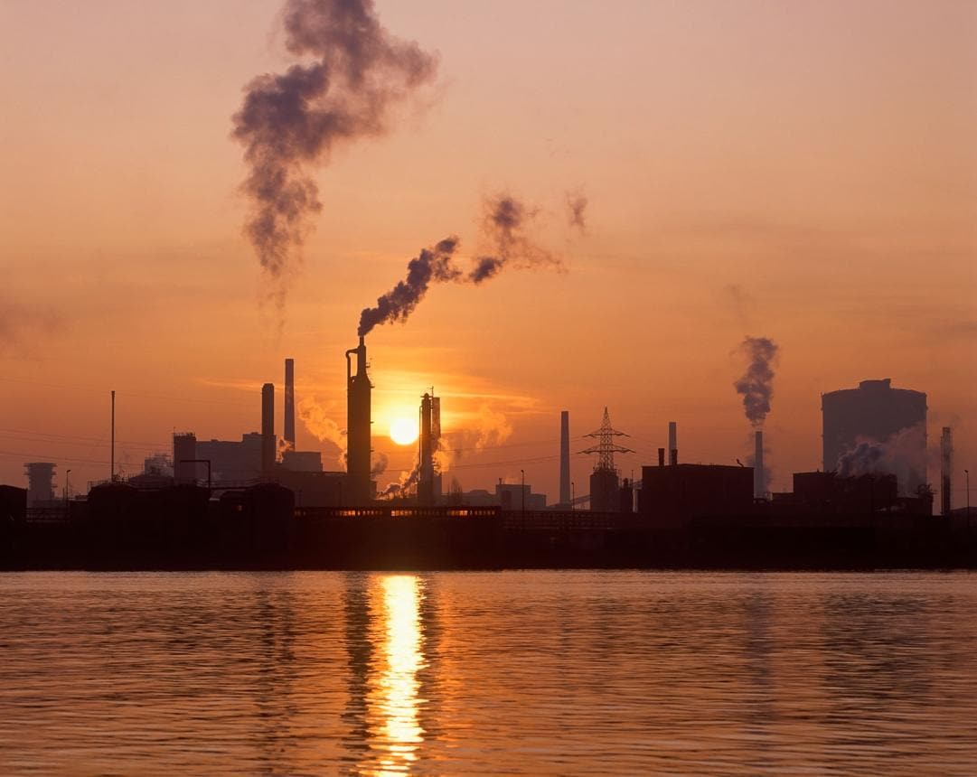 Ministers Hand Heavy Industry Another Tranche of Free Allowances