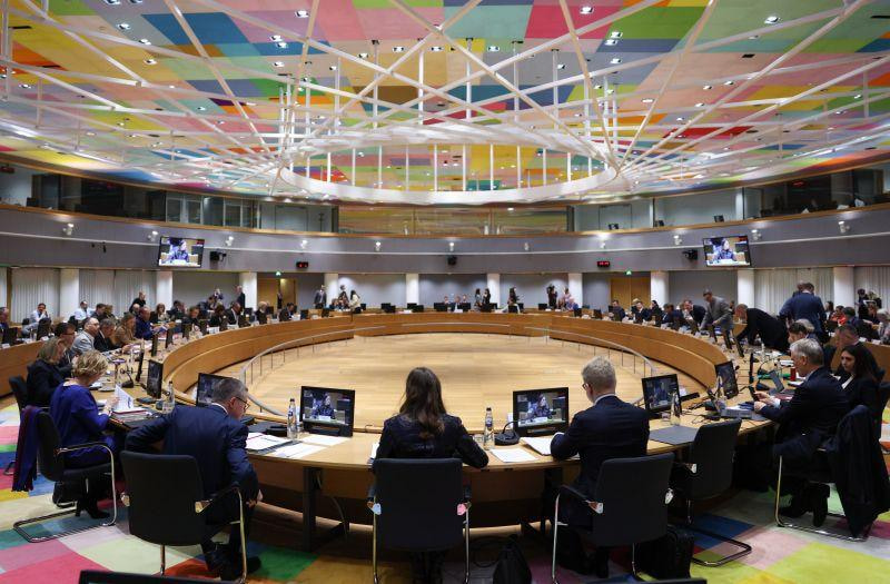 Ministers Weigh the Long-Term Budget Before a Negotiating Box