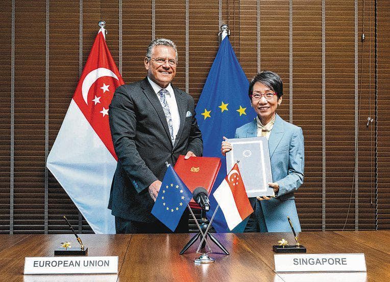 Paperless Trade Is the Part of the Singapore Deal That Bites