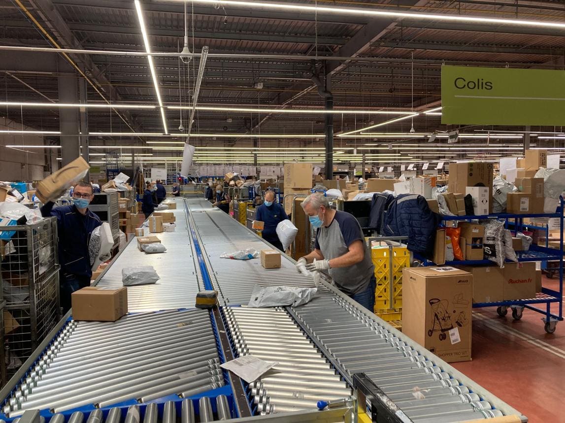 Parcel Handling Fee Arrives in November With No Amount Set Yet