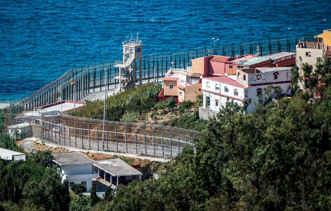 Parliament Demands Tighter Border Controls After Ceuta Crossings Parliament Demands Tighter Border Controls After Ceuta Crossings