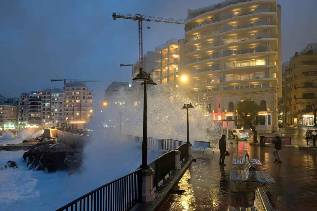 Solidarity Fund Pays for Storms Eight Months After the Water Solidarity Fund Pays for Storms Eight Months After the Water