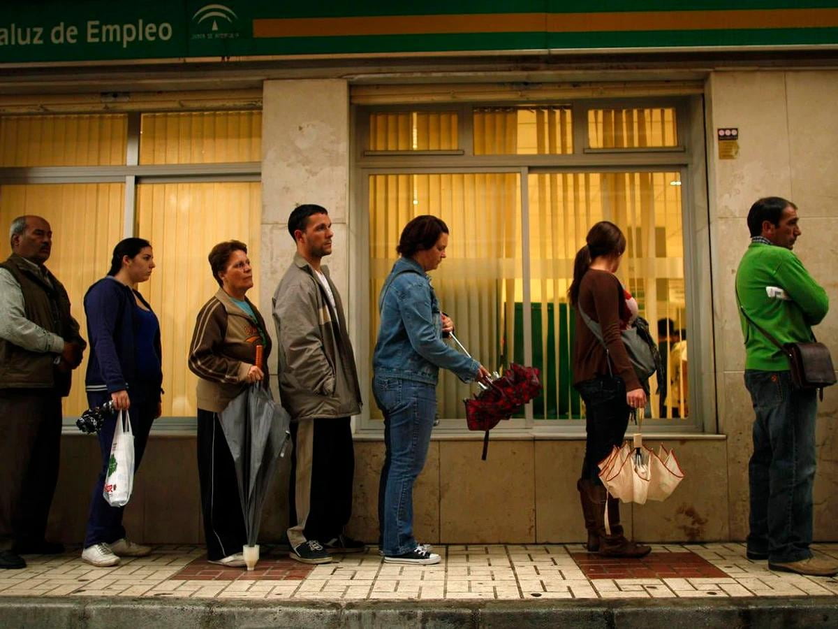 Eurozone Unemployment Rate Holds At 6.4 Percent As Spain Tops 10