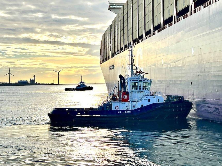Port Towing Flag Rules In Italy France And Spain Draw Warning