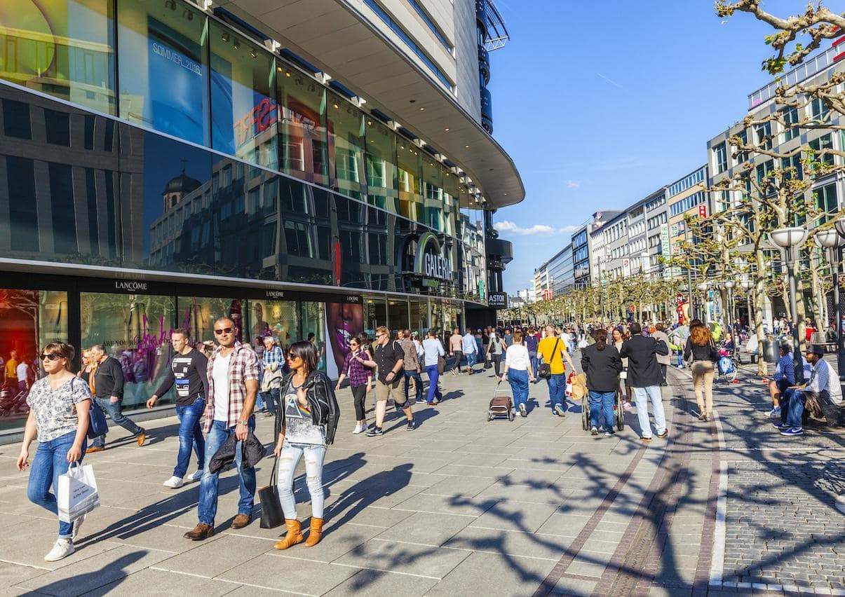 Retail Trade Volume Edges Up 0.1 percent While Sweden And Cyprus Lead